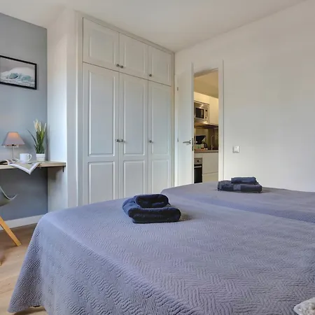 Oasis Royal 2 Bedrooms Ground Floor Lägenhet *