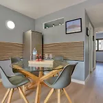 Oasis Royal 2 Bedrooms Ground Floor 公寓 *